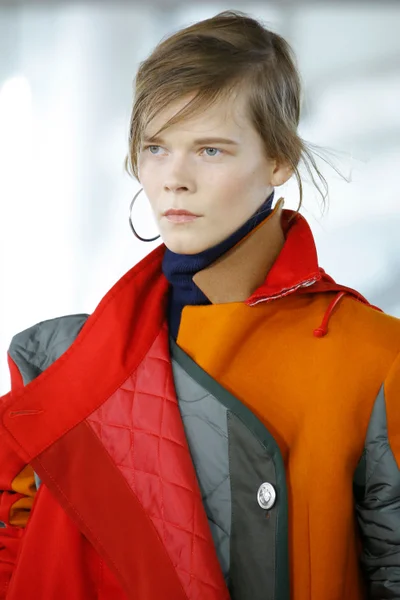 Look 35